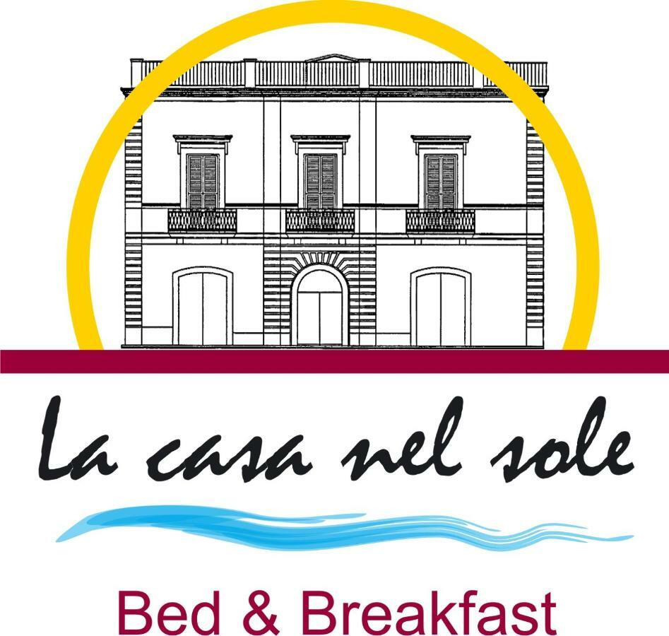 La Casa Nel Sole - Boutique B&B Bari Bagian luar foto